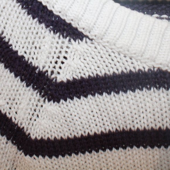 Striped Scoop Neck Sweater - Picture 6 of 6
